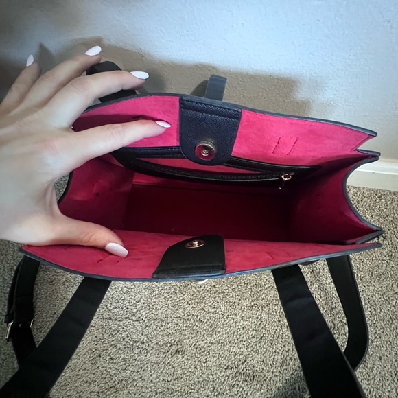 Brand new - 3 piece Black leather bucket purse set - Picture 5 of 8